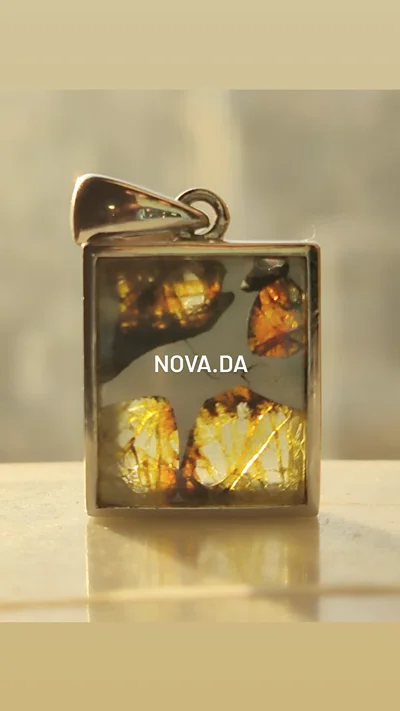 گردنبند شهاب سنگ پالاسایت کد1